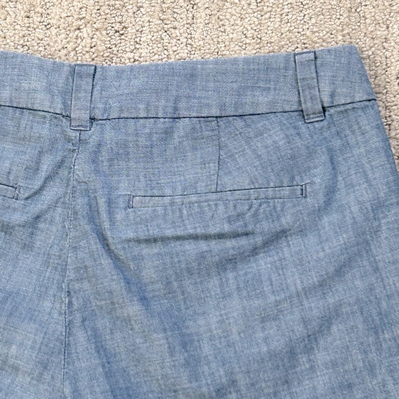 J. Crew Chambray Scalloped Hem Blue Shorts. 100% Cotton. Women’s Sz 4. EUC - Picture 8 of 11
